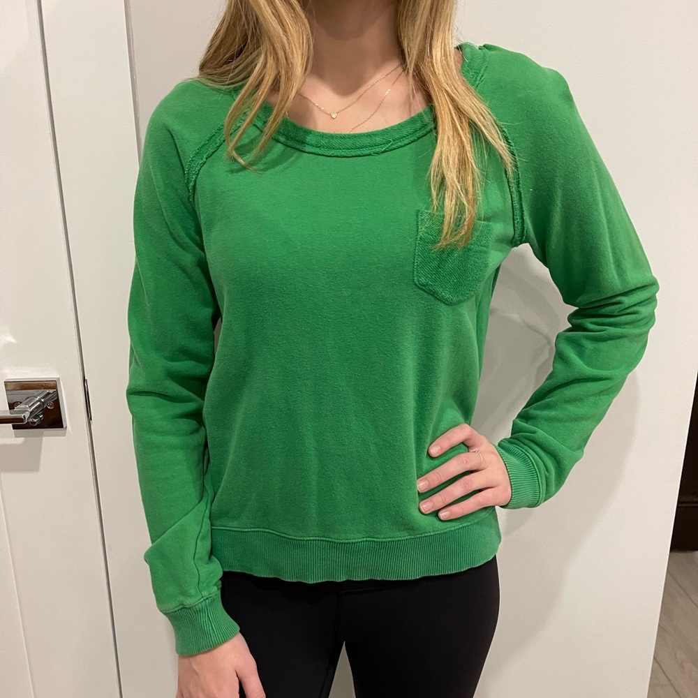Green GAP crew neck sweatshirt